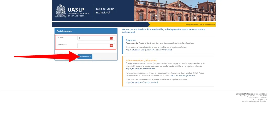 Pantalla de inicio de sesión del portal de alumnos de la Universidad Autónoma de San Luis Potosí, donde se solicita ingresar el usuario y la contraseña, con un botón destacado para iniciar sesión y enlaces para recuperar la contraseña y obtener asistencia.