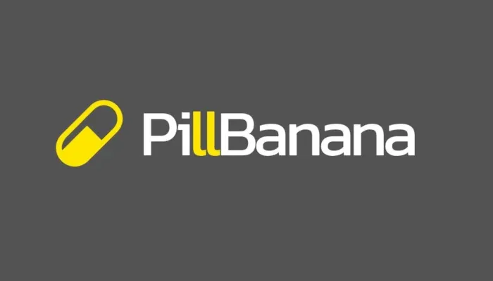 Logotipo de PillBanana con un diseño moderno que incluye una cápsula amarilla y el texto en blanco sobre un fondo gris, representando una marca relacionada con la salud o suplementos.